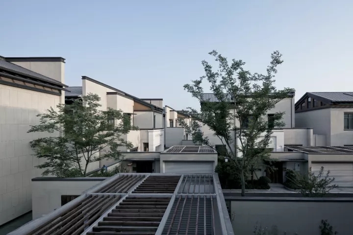项目中公共空间与私密空间相互嵌套，，，空间感受富厚