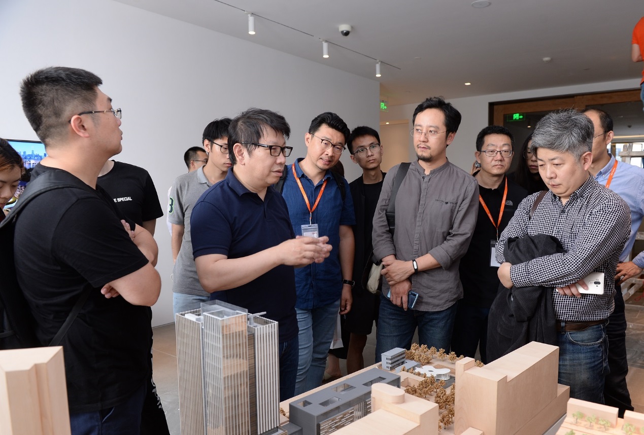 来访联合结业设计高校师生旅行网投领导者办公空间